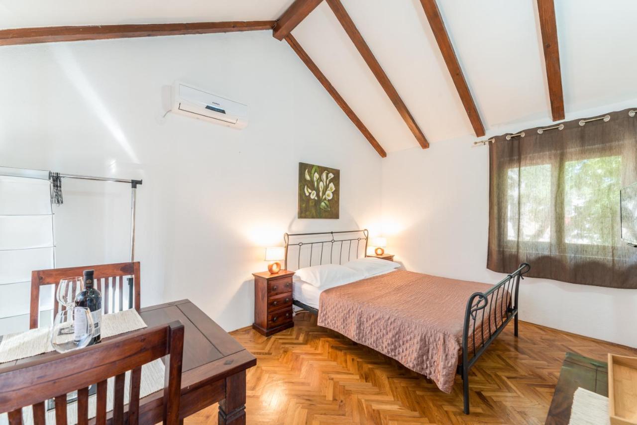 Apartmani Bugenvilija Brbinj المظهر الخارجي الصورة