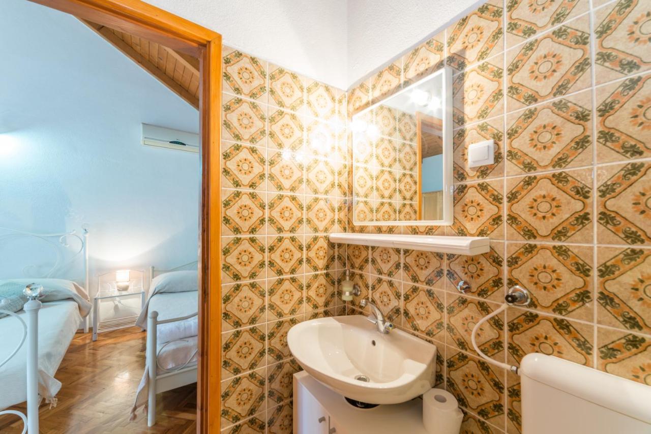 Apartmani Bugenvilija Brbinj المظهر الخارجي الصورة